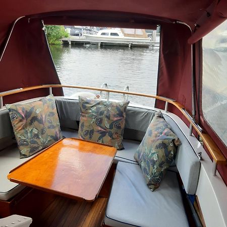 Motor Yacht Almaz Hotel Amsterdam Luaran gambar