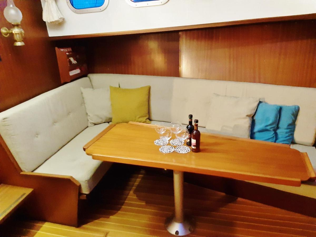 Motor Yacht Almaz Hotel Amsterdam Luaran gambar
