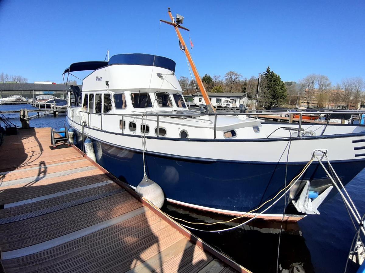 Motor Yacht Almaz Hotel Amsterdam Luaran gambar