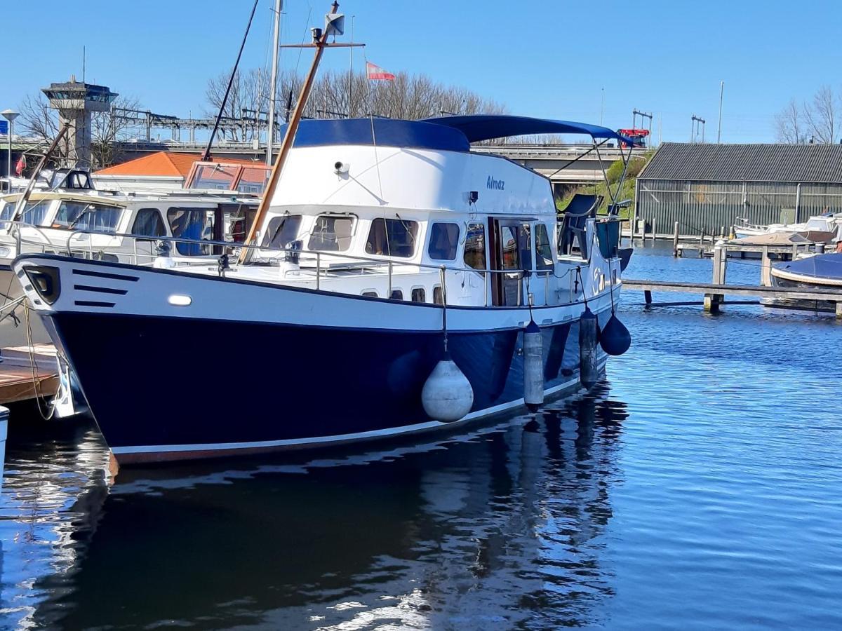 Motor Yacht Almaz Hotel Amsterdam Luaran gambar